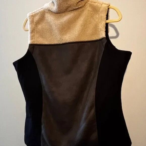 Vest - Picture 2 of 2